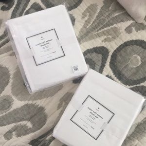 Pottery Barn XL twin sheets